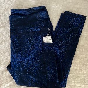 Zella navy high waisted leggings.